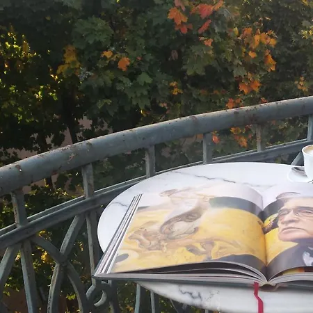 게스트하우스 펜쇼나트 에덴